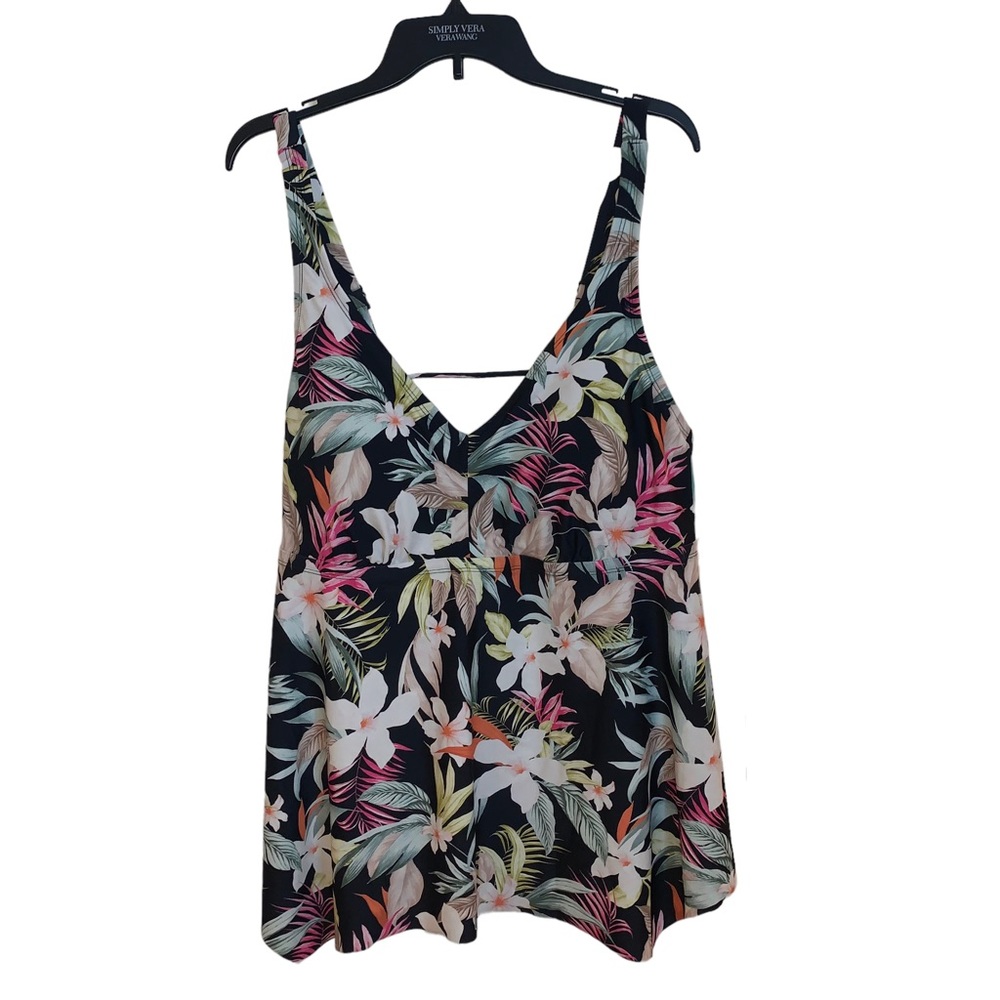 NWT Kona Sol Black Floral Swimsuit Top Size 3X